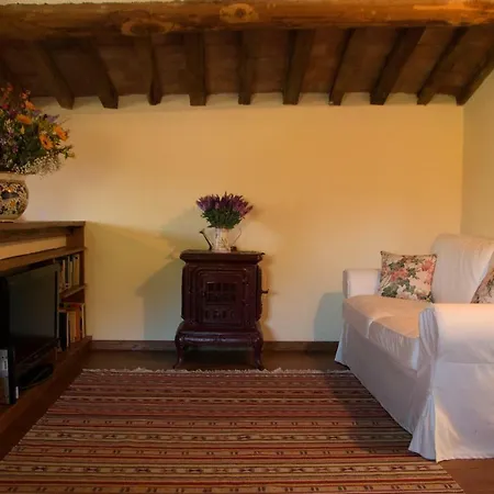Podere Piandicava Apartment